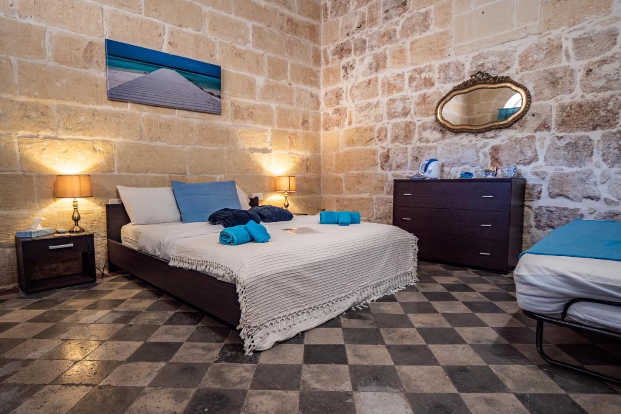250 Yo Tal-Bambinu Boutique Farmhouse Xaghra Exterior photo